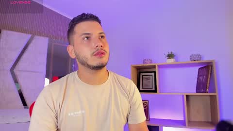 Snapshot of axel_grey_ chatting on 07-16-26, 12:44 axel_grey_ online show from 07-16-26, 12:44