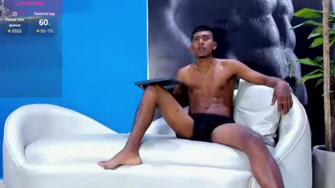 axel_hunter1 online show from 06-20-26, 08:11