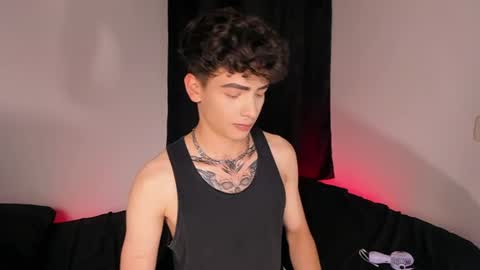 Axel online show from 06-13-26, 01:14