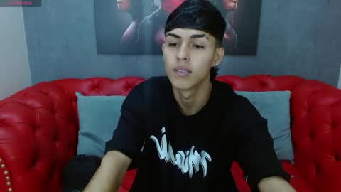Snapshot of axel_mendoza_ chatting on 06-08-26, 04:29 A X E L online show from 06-08-26, 04:29