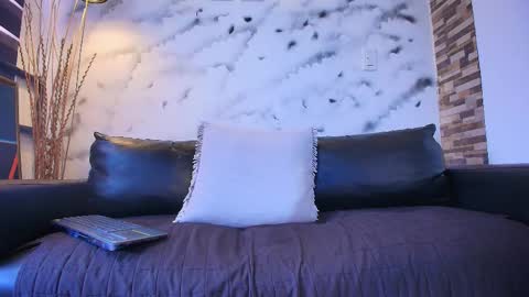 Axel Moon online show from 09-17-25, 08:10