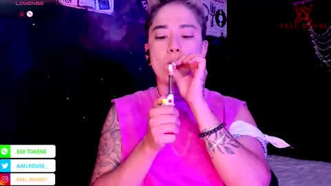 Snapshot of axel_rouse1 chatting on 10-28-25, 04:31 Axel Rouse online show from 10-28-25, 04:31