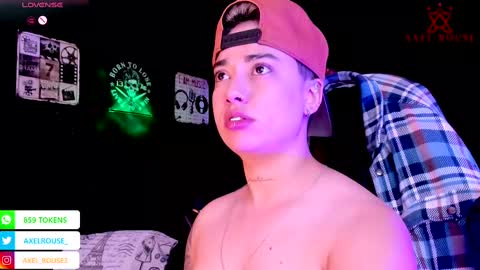 Snapshot of axel_rouse1 chatting on 10-29-25, 03:58 Axel Rouse online show from 10-29-25, 03:58