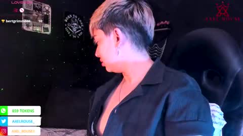 Snapshot of axel_rouse1 chatting on 11-25-25, 02:39 Axel Rouse online show from 11-25-25, 02:39