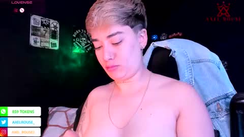 Snapshot of axel_rouse1 chatting on 12-03-25, 04:27 Axel Rouse online show from 12-03-25, 04:27