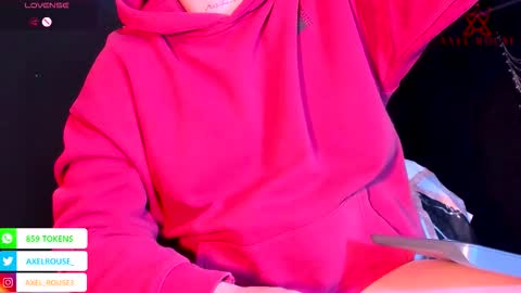 Snapshot of axel_rouse1 chatting on 12-04-25, 02:04 Axel Rouse online show from 12-04-25, 02:04