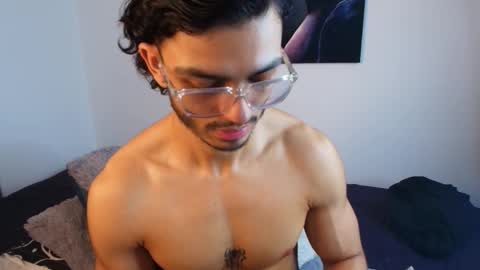 Snapshot of axel_stein03 chatting on 02-20-26, 06:19 axel stein NEW ACCOUNT online show from 02-20-26, 06:19