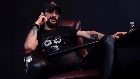 AxelColton online show from 01-20-25, 09:35