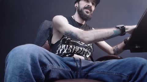 AxelColton online show from 02-05-25, 10:08