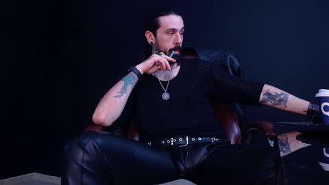 AxelColton online show from 11-05-25, 11:32