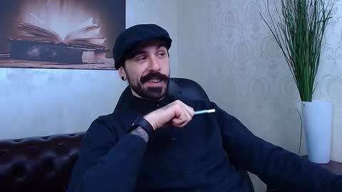 Snapshot of axelcolton chatting on 12-19-25, 11:39 AxelColton online show from 12-19-25, 11:39