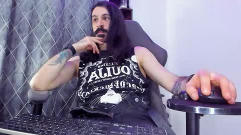 Snapshot of axelcolton chatting on 02-17-26, 06:25 AxelColton online show from 02-17-26, 06:25