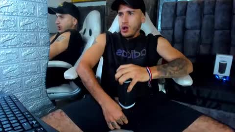 Axell Cross2 online show from 03-06-25, 05:46