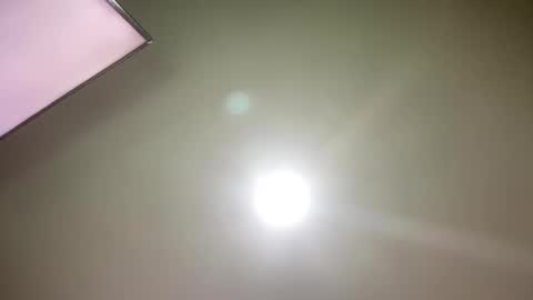 Axel  online show from 01-06-25, 12:27