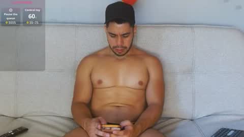 Snapshot of axellblue chatting on 07-14-26, 10:26 axellblue online show from 07-14-26, 10:26