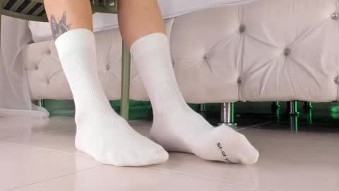 im your little femboy  ALEX   online show from 04-18-26, 07:58