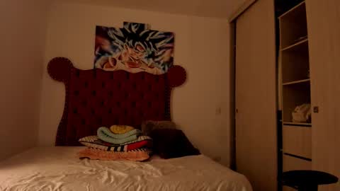 Snapshot of axelwinters_ chatting on 11-14-25, 01:15 Axel online show from 11-14-25, 01:15