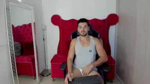 Axel online show from 07-20-26, 11:34