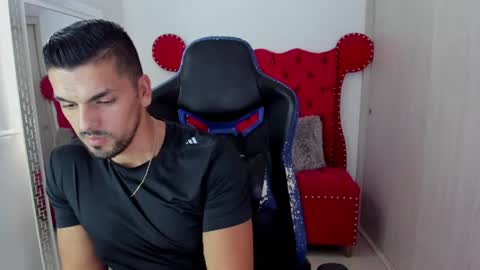 Axel online show from 07-30-26, 06:29