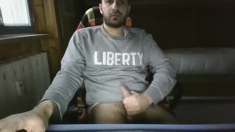 Snapshot of axelxidan chatting on 01-06-25, 08:03 Axel online show from 01-06-25, 08:03