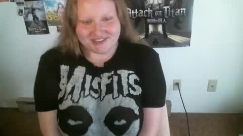 Snapshot of axisgray chatting on 06-20-26, 08:11 Axis Gray online show from 06-20-26, 08:11