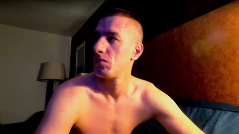 Axl online show from 02-05-25, 06:02