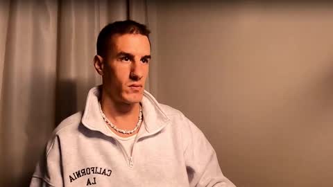 Axl online show from 09-25-25, 12:36