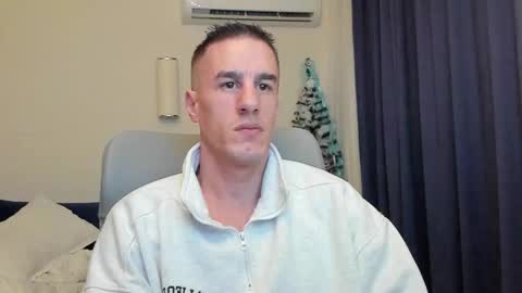 Axl online show from 01-11-26, 04:28