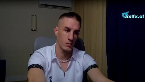 Axl online show from 03-20-26, 09:19