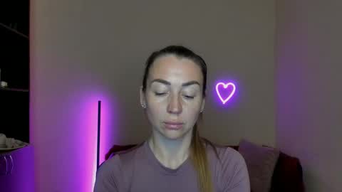 Jully online show from 03-05-25, 09:38