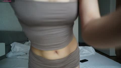 Aya online show from 04-27-26, 02:20