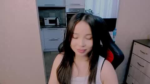 Aya Moon online show from 11-25-25, 05:18