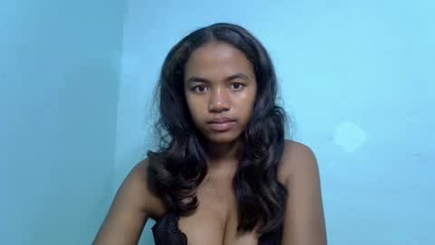 Snapshot of ayahoti chatting on 07-09-26, 03:27 Dinah online show from 07-09-26, 03:27