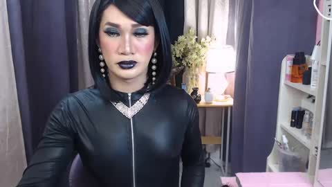 Snapshot of ayamiller chatting on 03-03-25, 04:14 aya online show from 03-03-25, 04:14