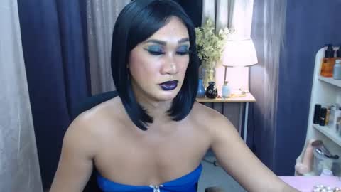 Snapshot of ayamiller chatting on 03-10-25, 12:15 aya online show from 03-10-25, 12:15