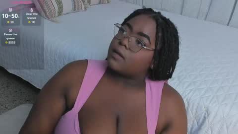 Snapshot of ayanaa_ebony_ chatting on 06-07-26, 11:25 Ayana online show from 06-07-26, 11:25