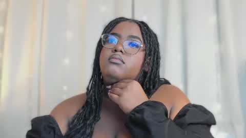 Snapshot of ayanaa_ebony_ chatting on 07-01-26, 11:23 Ayana online show from 07-01-26, 11:23