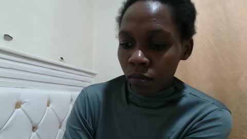 Snapshot of ayatie chatting on 09-26-25, 09:46 Ayie online show from 09-26-25, 09:46