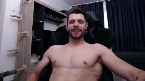 Snapshot of aydanblakeofficial chatting on 05-06-26, 01:05 Aydan Blake Official online show from 05-06-26, 01:05