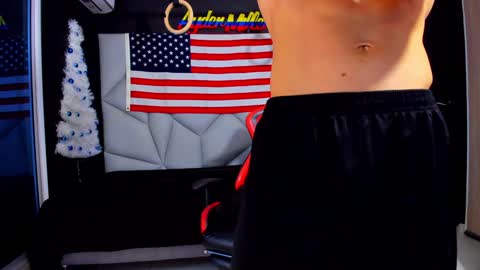 Snapshot of aydenmillerdom chatting on 01-03-25, 04:27 Ayden Miller online show from 01-03-25, 04:27