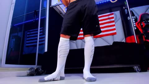 Snapshot of aydenmillerdom chatting on 01-13-25, 03:26 Ayden Miller online show from 01-13-25, 03:26