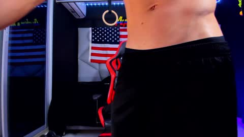 Snapshot of aydenmillerdom chatting on 01-31-25, 05:30 Ayden Miller online show from 01-31-25, 05:30