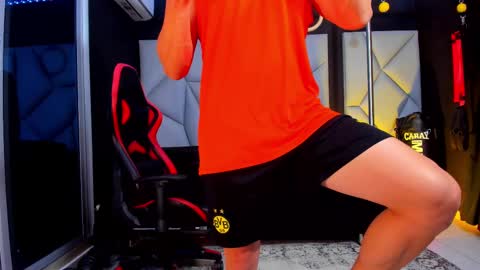 Snapshot of aydenmillerdom chatting on 03-09-25, 04:05 Ayden Miller online show from 03-09-25, 04:05