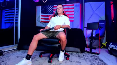 Snapshot of aydenmillerdom chatting on 10-02-25, 02:13 Ayden Miller online show from 10-02-25, 02:13