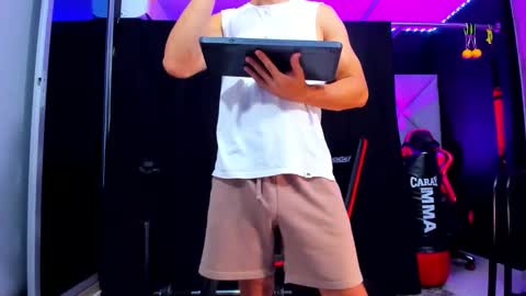 Snapshot of aydenmillerdom chatting on 11-03-25, 12:13 Ayden Miller online show from 11-03-25, 12:13