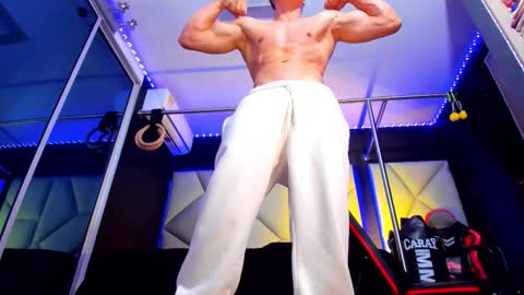 Snapshot of aydenmillerdom chatting on 11-23-25, 01:49 Ayden Miller online show from 11-23-25, 01:49