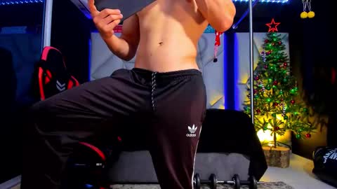 Snapshot of aydenmillerdom chatting on 12-14-25, 01:22 Ayden Miller online show from 12-14-25, 01:22