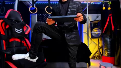 Ayden Miller online show from 03-30-26, 03:40