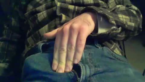 Snapshot of aydum79 chatting on 01-11-26, 10:42 aydum79 online show from 01-11-26, 10:42