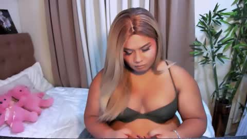 Snapshot of ayesha_amethyst chatting on 02-18-26, 04:36 AYESHA online show from 02-18-26, 04:36